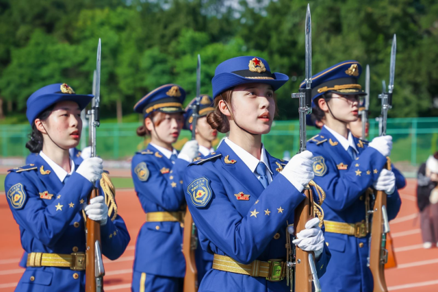 安博app最新版下载国旗护卫队