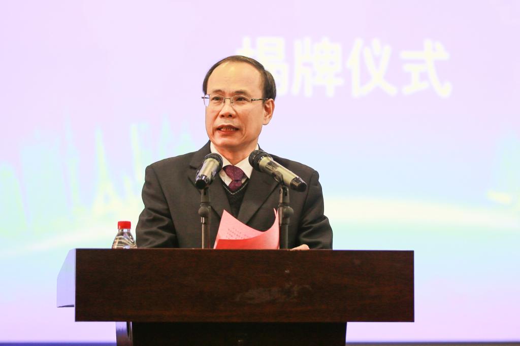 广工校长邱学青致辞。通讯员供图